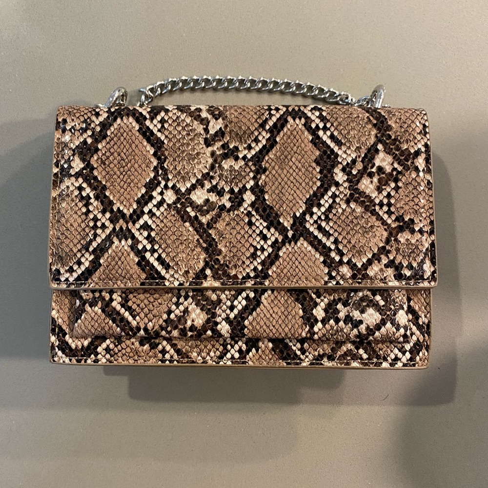 Pink Lily Snakeskin Print Purse